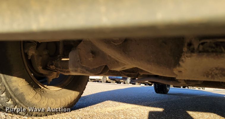 image for item MC9555 2002 Chevrolet Silverado 1500  pickup truck