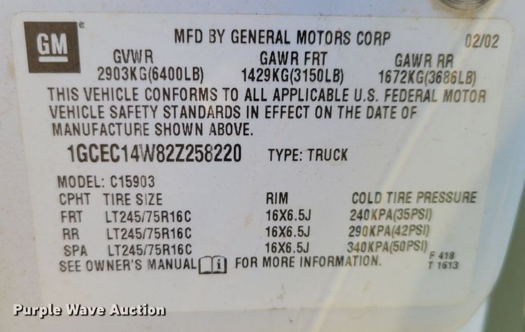 image for item MC9555 2002 Chevrolet Silverado 1500  pickup truck