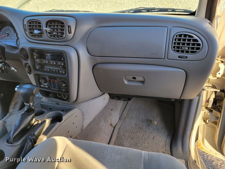 image for item MC9556 2008 Chevrolet TrailBlazer LS  SUV