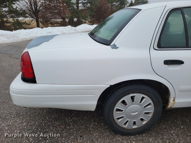 image for item MC9558 2008 Ford Crown Victoria