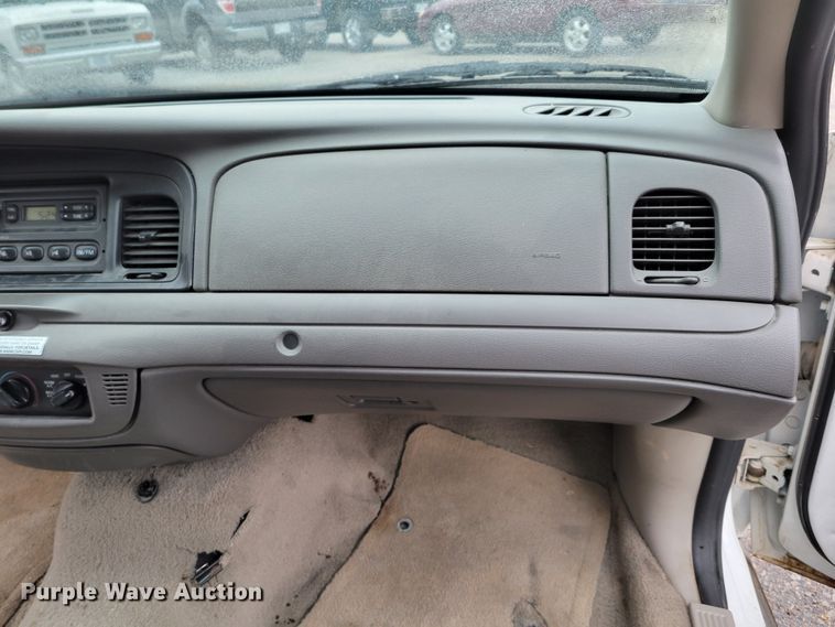 image for item MC9558 2008 Ford Crown Victoria