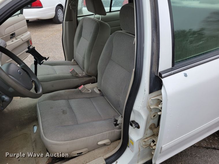 image for item MC9558 2008 Ford Crown Victoria