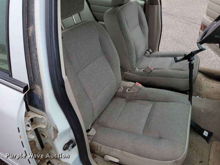 image for item MC9558 2008 Ford Crown Victoria