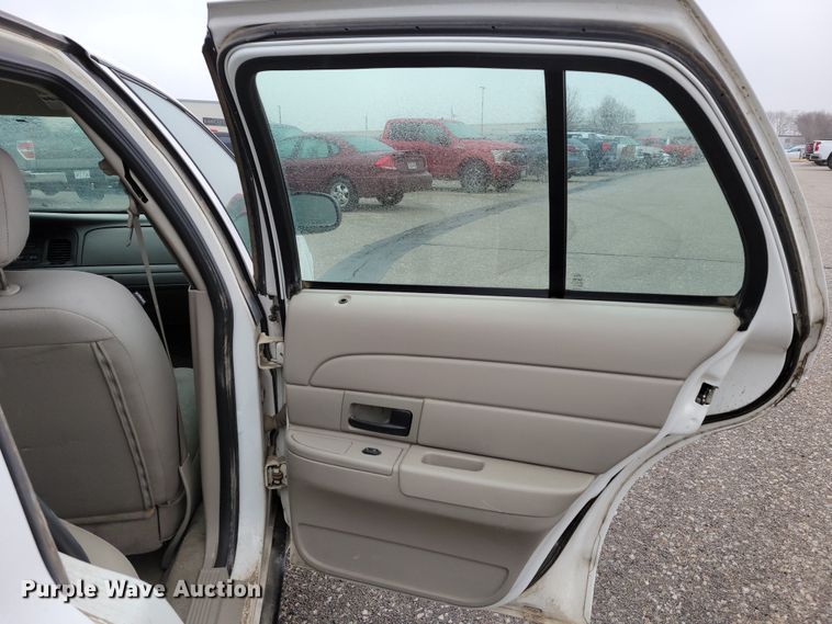 image for item MC9558 2008 Ford Crown Victoria