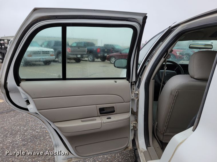 image for item MC9558 2008 Ford Crown Victoria