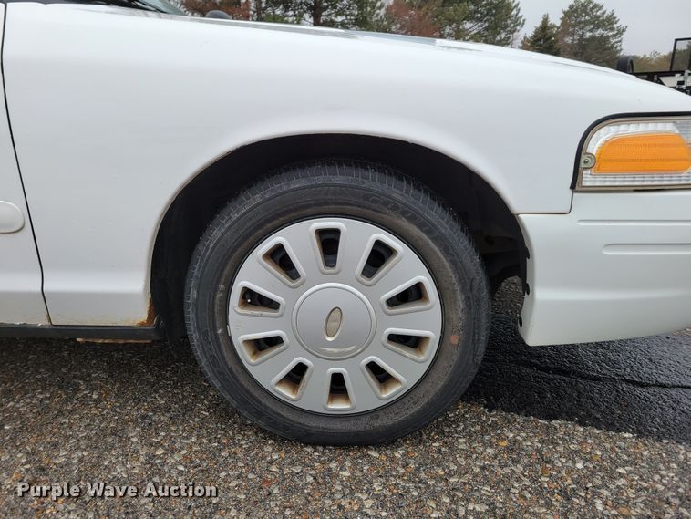 image for item MC9558 2008 Ford Crown Victoria