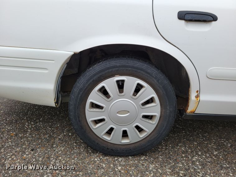 image for item MC9558 2008 Ford Crown Victoria