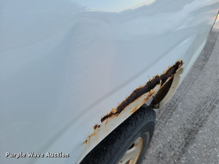 image for item MC9560 1999 Chevrolet Silverado 1500  pickup truck