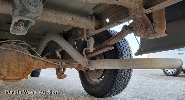 image for item MC9560 1999 Chevrolet Silverado 1500  pickup truck