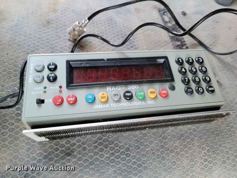 image for item MC9560 1999 Chevrolet Silverado 1500  pickup truck