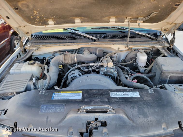 image for item MC9560 1999 Chevrolet Silverado 1500  pickup truck