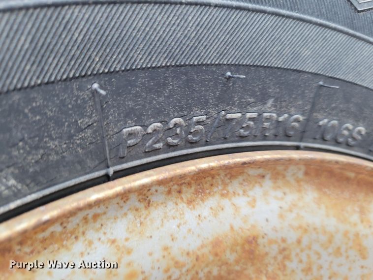 image for item MC9560 1999 Chevrolet Silverado 1500  pickup truck