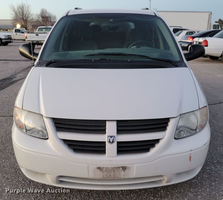 image for item MC9562 2006 Dodge Grand Caravan  van
