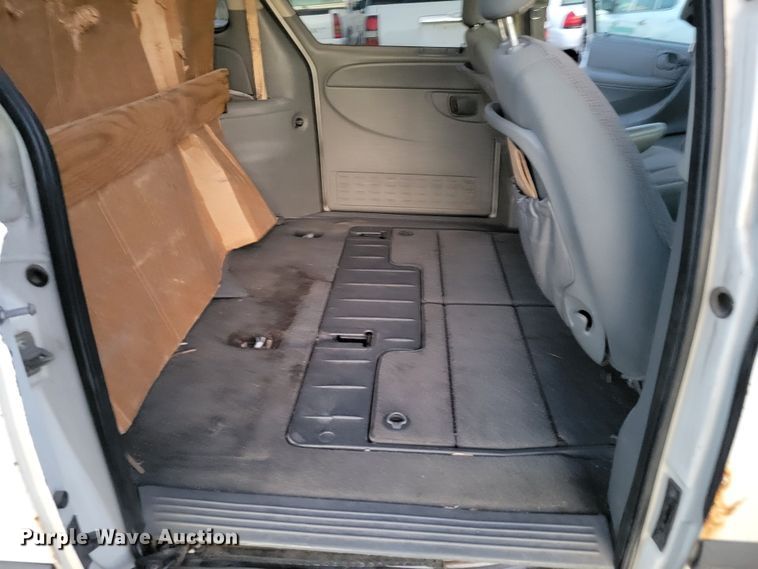 image for item MC9562 2006 Dodge Grand Caravan  van