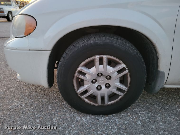 image for item MC9562 2006 Dodge Grand Caravan  van