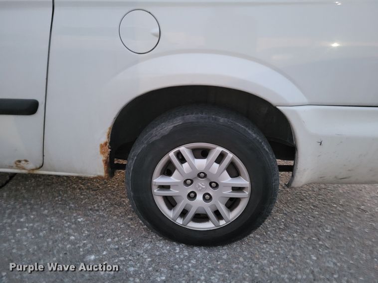 image for item MC9562 2006 Dodge Grand Caravan  van