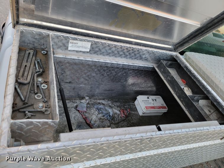 image for item MC9566 2002 Chevrolet Silverado 1500  pickup truck