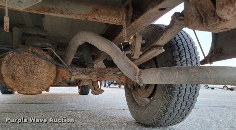 image for item MC9566 2002 Chevrolet Silverado 1500  pickup truck