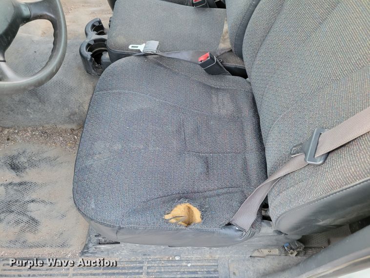 image for item MC9566 2002 Chevrolet Silverado 1500  pickup truck