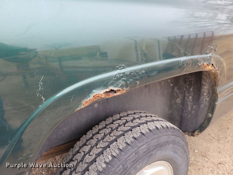 image for item MC9588 2001 Dodge Ram 1500 SLT  pickup truck