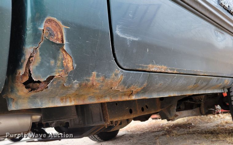 image for item MC9588 2001 Dodge Ram 1500 SLT  pickup truck