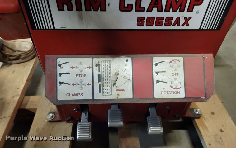 image for item MC9589 Coats 5065AX  rim clamp tire machine