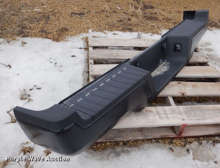 image for item MC9835 2022 Ford F350 Super Duty  rear bumper