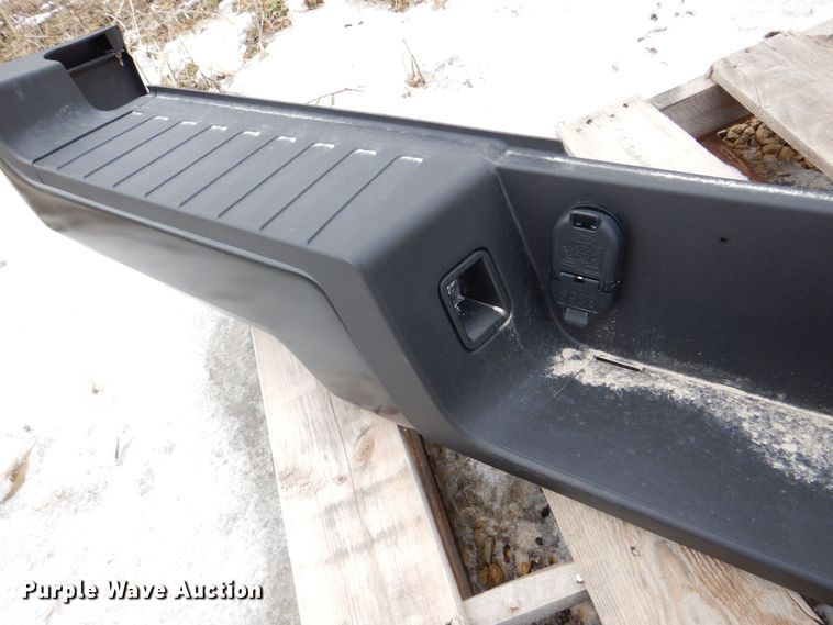 image for item MC9835 2022 Ford F350 Super Duty  rear bumper