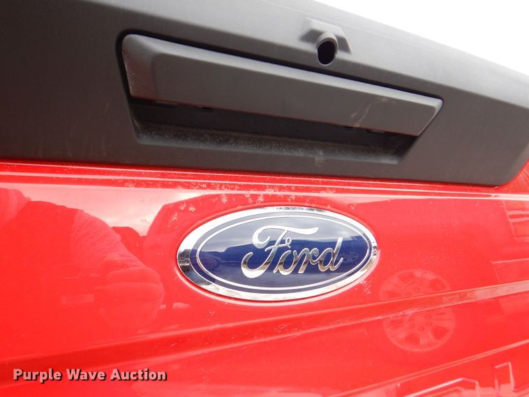 image for item MC9836 2022 Ford F350 Super Duty  tailgate