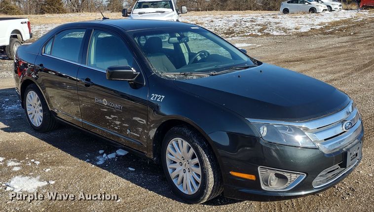 image for item MD9312 2010 Ford Fusion Hybrid