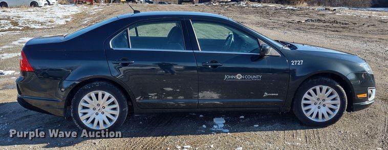 image for item MD9312 2010 Ford Fusion Hybrid