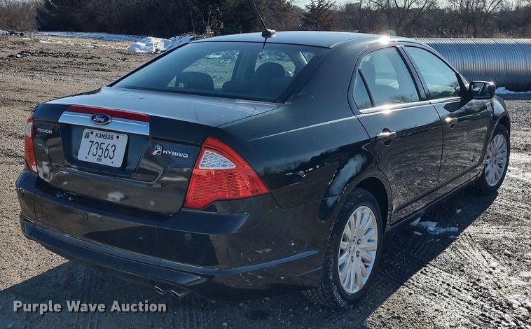 image for item MD9312 2010 Ford Fusion Hybrid