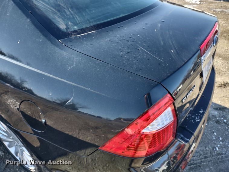 image for item MD9312 2010 Ford Fusion Hybrid