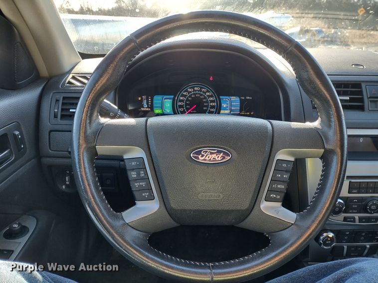 image for item MD9312 2010 Ford Fusion Hybrid