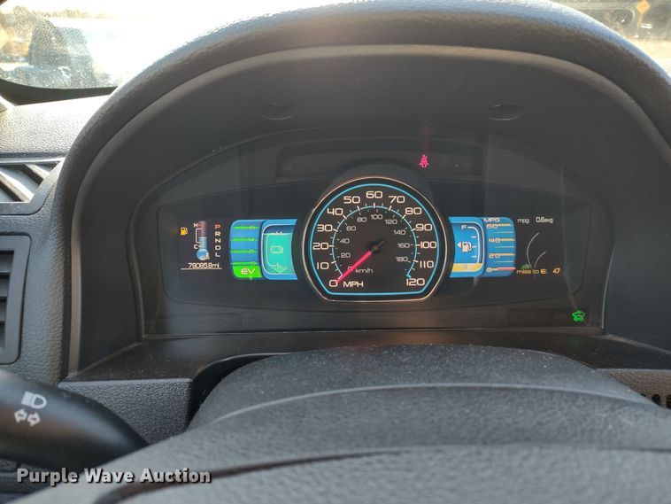 image for item MD9312 2010 Ford Fusion Hybrid