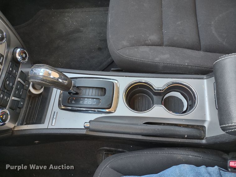 image for item MD9312 2010 Ford Fusion Hybrid