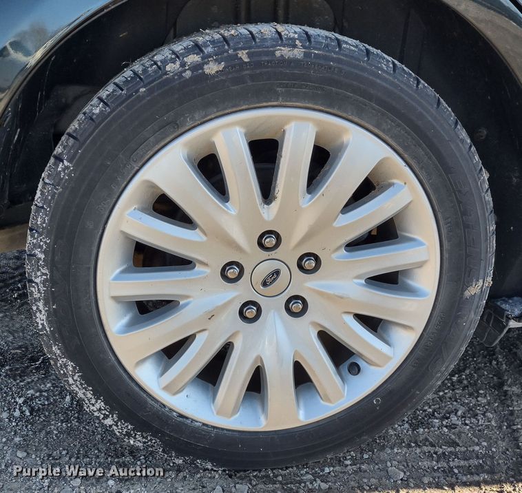 image for item MD9312 2010 Ford Fusion Hybrid