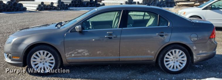 image for item MD9313 2011 Ford Fusion Hybrid