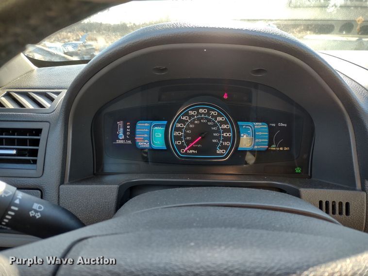 image for item MD9313 2011 Ford Fusion Hybrid