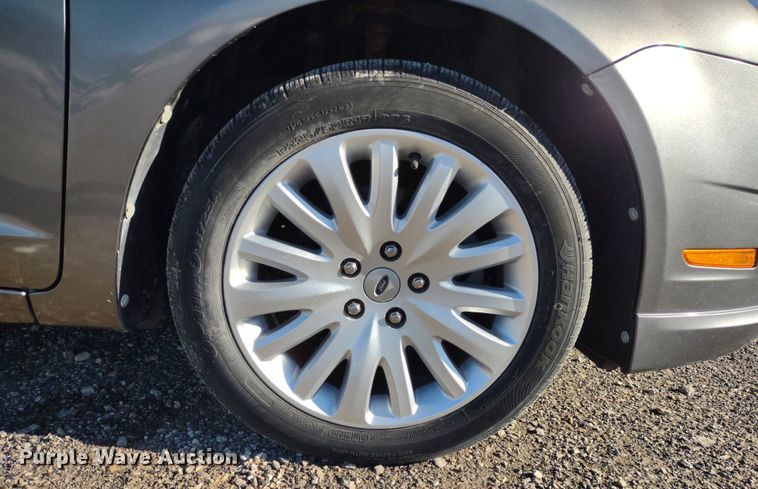 image for item MD9313 2011 Ford Fusion Hybrid