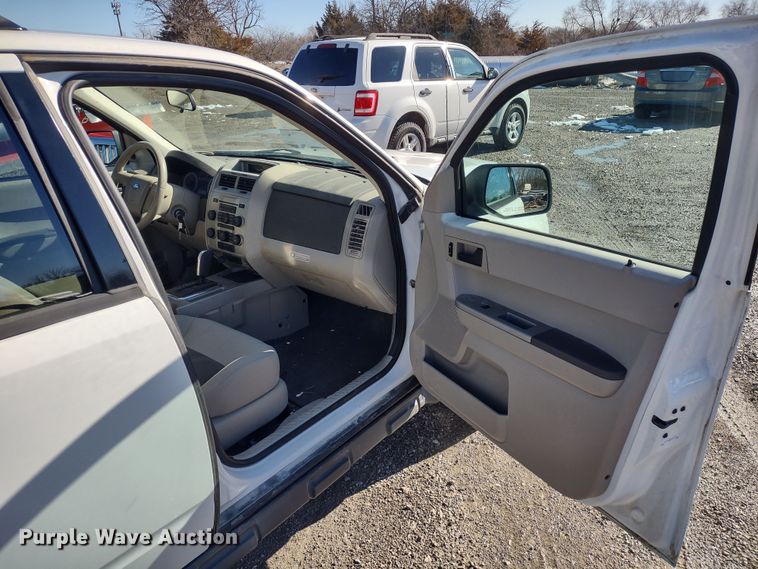 image for item MD9315 2008 Ford Escape Hybrid  SUV