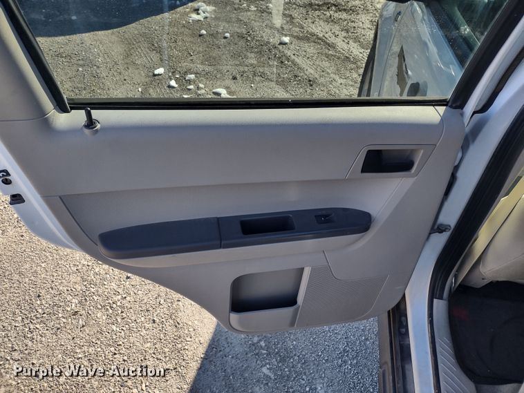 image for item MD9315 2008 Ford Escape Hybrid  SUV