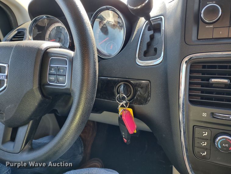 image for item MD9316 2014 Dodge Grand Caravan  van