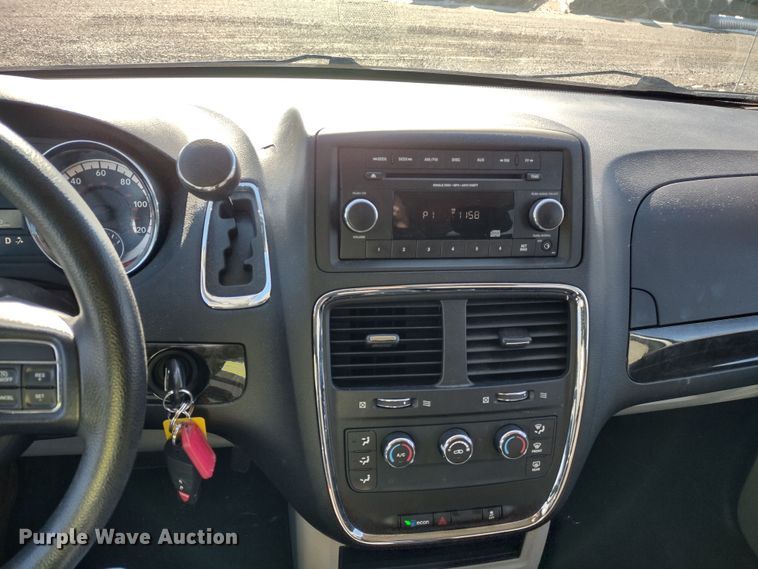 image for item MD9316 2014 Dodge Grand Caravan  van