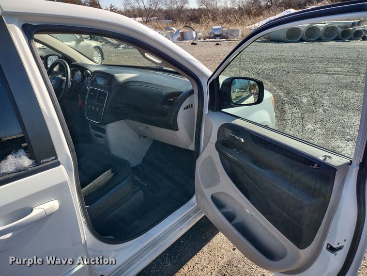 image for item MD9316 2014 Dodge Grand Caravan  van