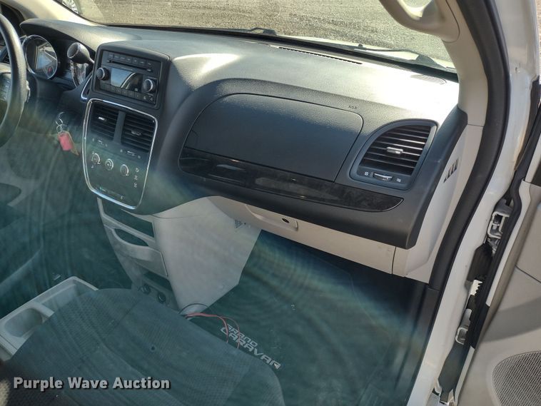 image for item MD9316 2014 Dodge Grand Caravan  van