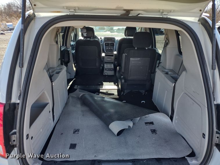 image for item MD9316 2014 Dodge Grand Caravan  van