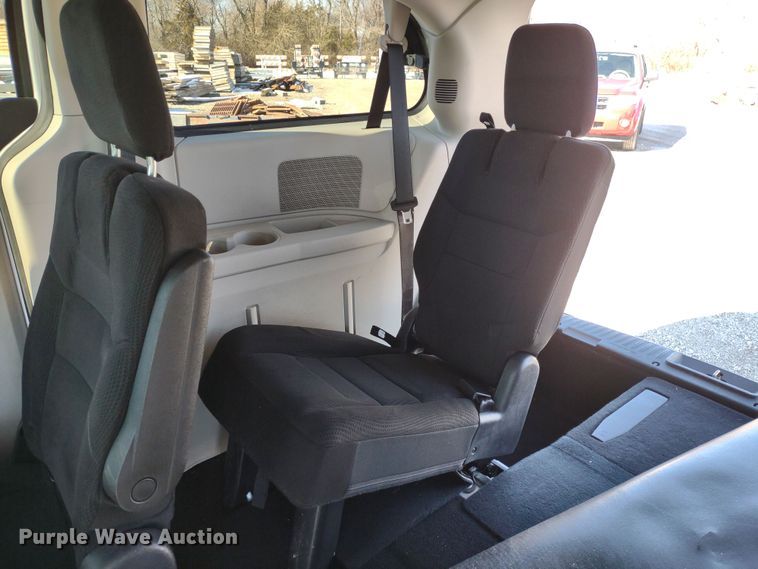 image for item MD9316 2014 Dodge Grand Caravan  van