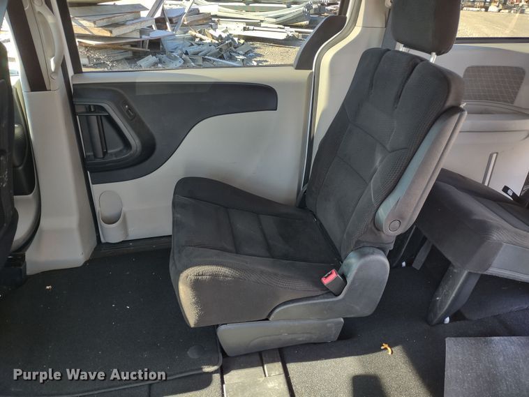 image for item MD9316 2014 Dodge Grand Caravan  van