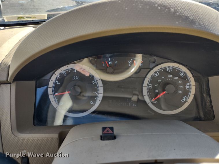 image for item MD9317 2010 Ford Escape XLT  SUV